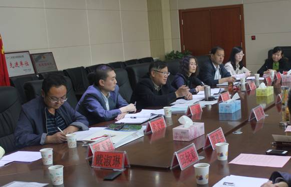 協(xié)調(diào)對(duì)接，有序推進(jìn)保稅物流中心項(xiàng)目建設(shè)